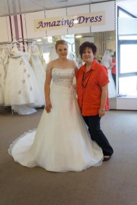 Braut Lisa bei amazing-dress