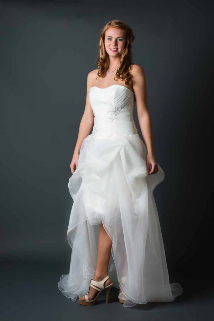 Brautkleid vorne kurz